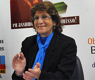 Iriny Lopes Iriny, que é contrária à criminalização do aborto, disse que Dilma cumprirá compromisso de campanha e não enviará ao Congresso legislação nova sobre o assunto