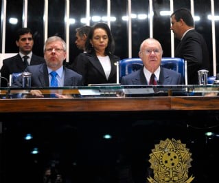 Eles querem o fígado de Demóstenes: o PT de Marco Maia e o PMDB de Sarney fecham acordo no sentido de buscar a cassação do senador goiano - Geraldo Magela/Senado