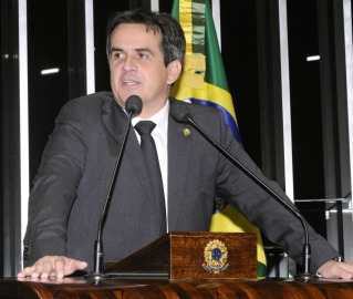 A criação do banco de DNA proposta no projeto de Ciro Nogueira permitirá a investigação do perfil genético dos criminosos A criação do banco de DNA proposta no projeto de Ciro Nogueira permitirá a investigação do perfil genético dos criminosos