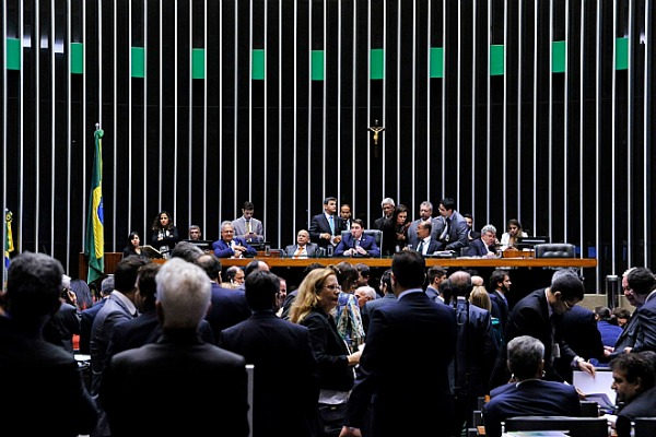 Temer obtém larga margem de apoio para aprovar a DRU