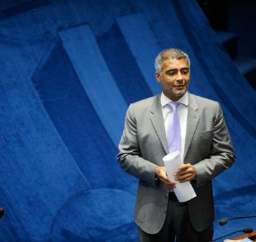 Romário nega qualquer irregularidade em sua campanha