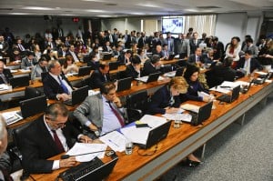 ccj_MarcosOliveira_Agsenado
