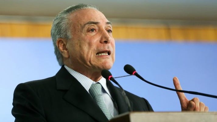 Temer cumpriu acordo feito com senadores e vetou proposta que permitia 100% de capital estrangeiro em aviação civil nacional