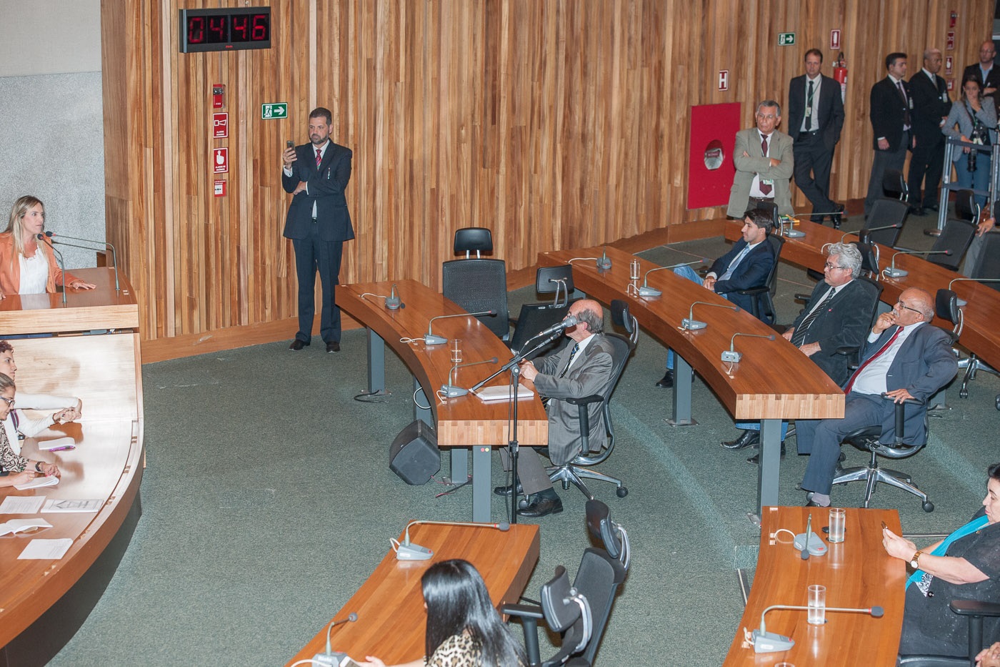 Toda a Mesa Diretora da Câmara Legislativa foi afastada para os deputados não interferirem nas investigações