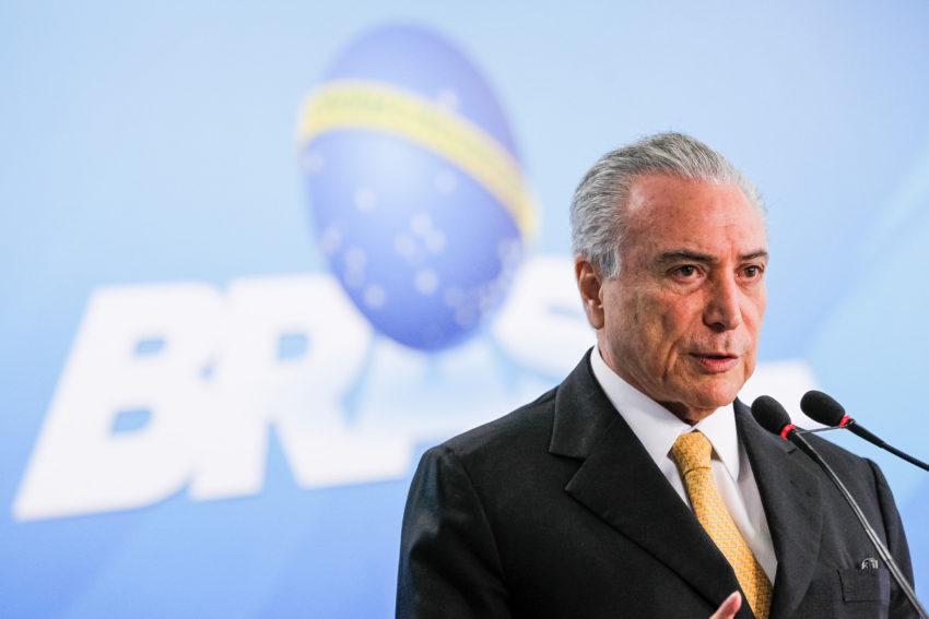 Temer reage a pronunciamentos sobre medidas do governo interino