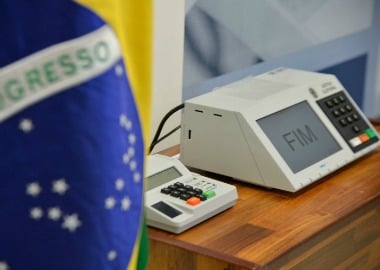 Defesa da democracia vem caindo em países da América Latina, segundo pesquisa