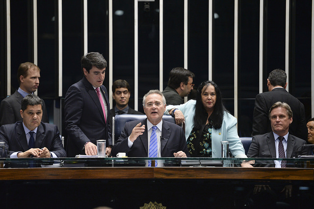 Rose de Freitas, líder do governo no Congresso, 