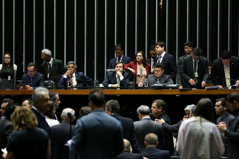 Deputados aprovaram a proposta por 366 votos a 111