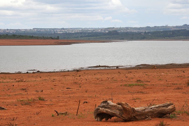 Nível do reservatório do Descoberto, o maior do DF, chegou a ficar abaixo dos 20%