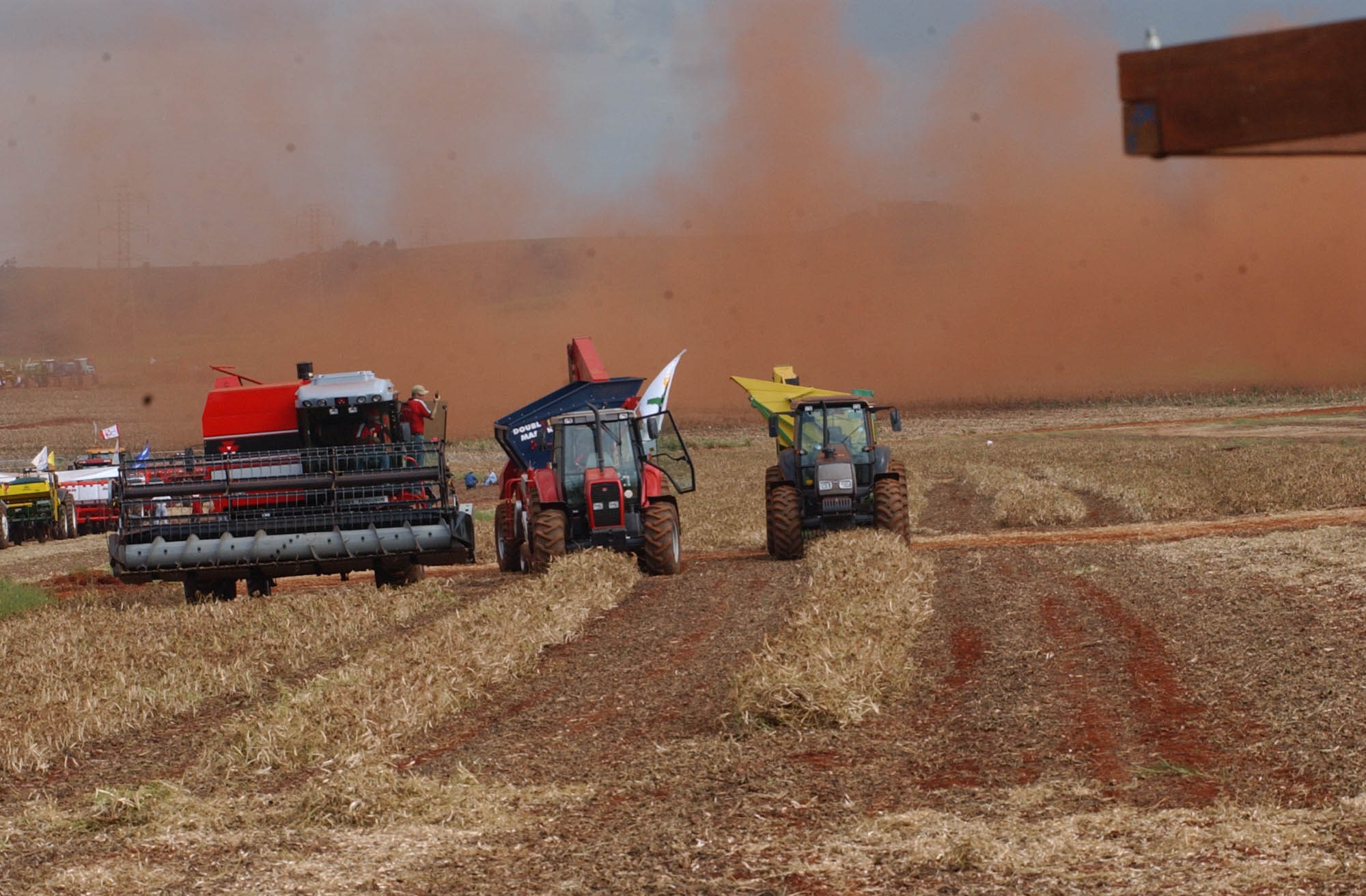 Sindicato teme que, com aprovação do PL dos agrotóxicos, a Anvisa perca a participação na análise de substâncias nocivas. Foto: Agência Brasil