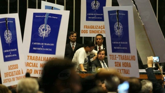 Reforma trabalhista enfrentou oposição durante sua tramitação no Congresso[fotografo]ABr[/fotografo]