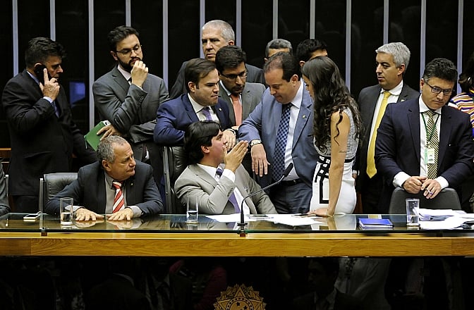 Apelido e juventude de Fufuca foram defendidos pelos colegas durante a manhã e tarde desta quarta (30)