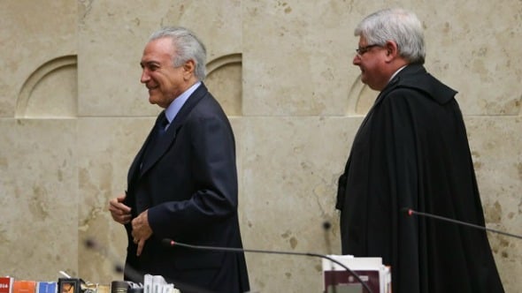 No documento entregue à CCJ nesta tarde (4), defesa de Temer afirma que Janot promoveu uma 