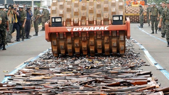 Estatuto do Desarmamento levará à destruição em massa de armas em circulação no Brasil