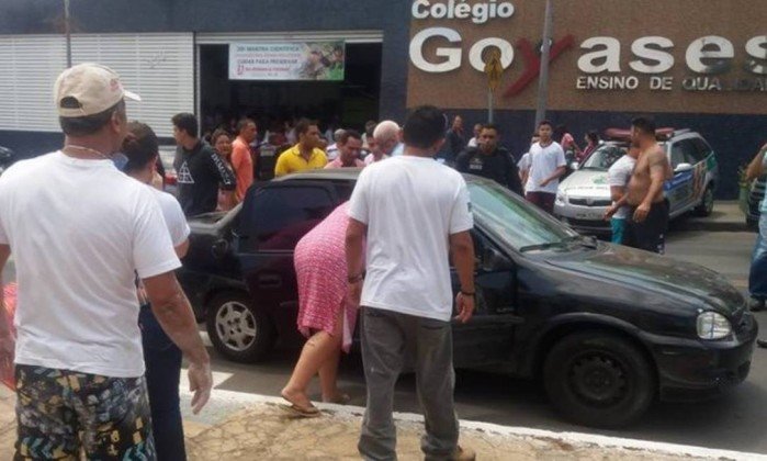 Estudante disparou pelo menos 11 vezes. Outros quatro alunos ficaram feridos