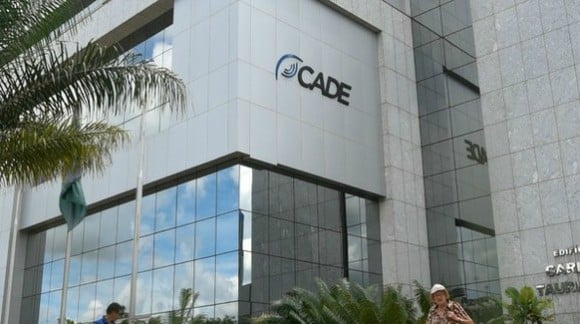 Cade abriu um processo contra a Fenaj e demais sindicatos acusando jornalistas de formar cartel ao tabelar atividade de freelancers. Foto: Cade/Divulgação