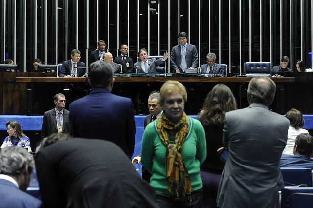 Matéria deve ser analisada com celeridade pelos senadores. Após passar meses travado, projeto da reoneração foi aprovado pelos deputados na semana passada