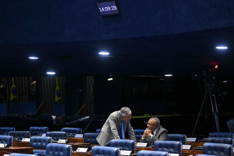 No registro da Agência Senado, João Capiberibe (PSB) e <a href=