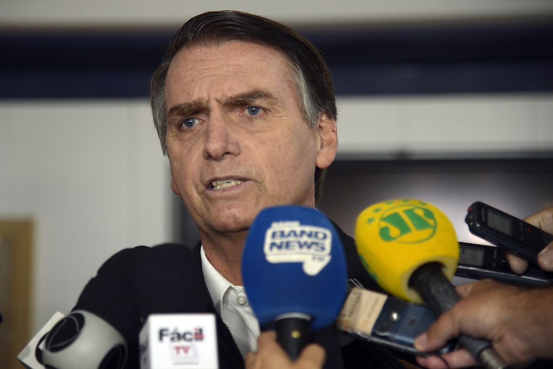 O candidato do PSL à Presidência, Jair Bolsonaro, foi à zona sul do Rio de Janeiro, neste sábado (20), gravar seu programa eleitoral[fotografo]Tânia Rêgo/Agência Brasil[/fotografo]