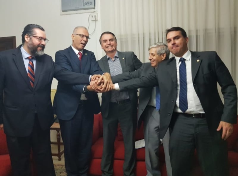 Bolsonaro recebeu embaixador de Israel na Granja do Torto, residência presidencial campestre em Brasília[fotografo]Rafael Carvalho / Governo de Transição[/fotografo]