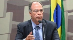 "Horrorizado": sobrou para Fernando Bezerra depois que Eunício deixou Paulo Guedes para falar com a PGR