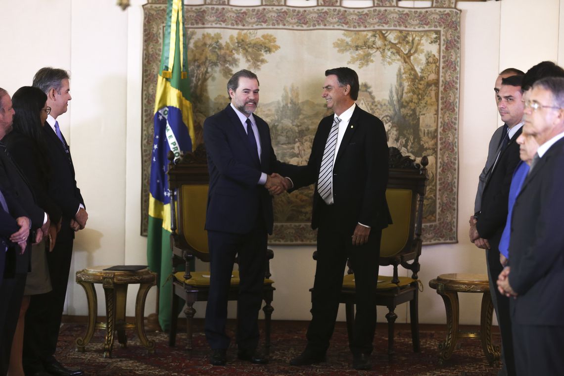 O  presidente do STF, ministro Dias Toffoli, recebeu o presidente eleito Jair Bolsonaro em Brasília[fotografo]Antonio Cruz/Agência Brasil[/fotografo]