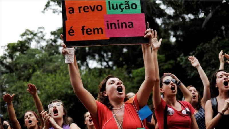 Em várias nações, as jovens estão significativamente mais inclinadas a abraçar ideologias progressistas do que os homens. Foto: Reprodução