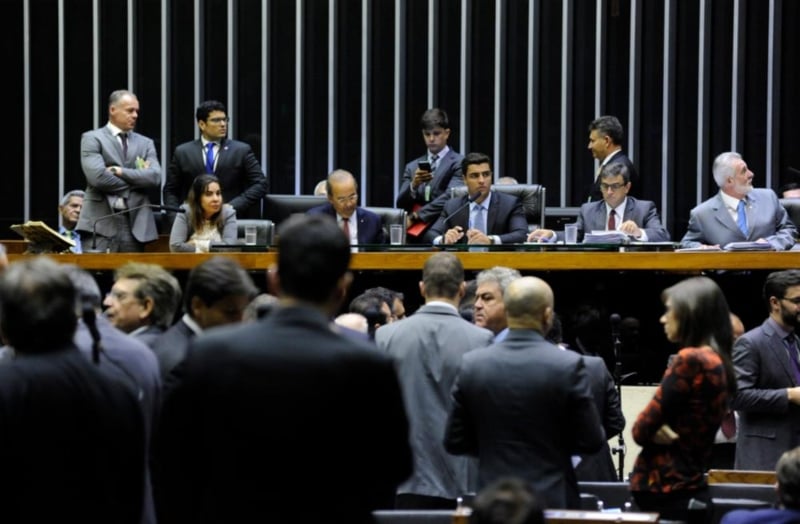 Deputados se reuniram em plenário em semana mais curta graças ao feriado de quinta-feira[fotografo]Luis Macedo / Câmara dos Deputados[/fotografo]