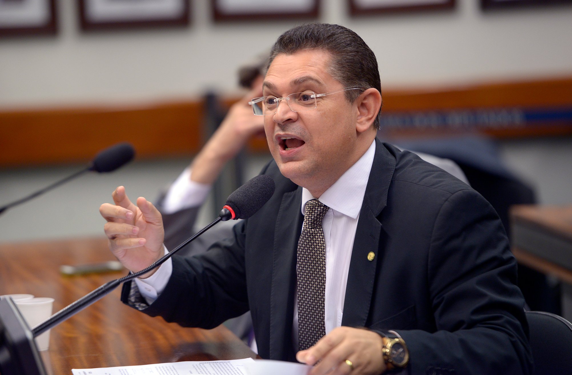 Sóstenes Cavalcante, segundo vice-presidente da Câmara dos Deputados, chamou operação de 