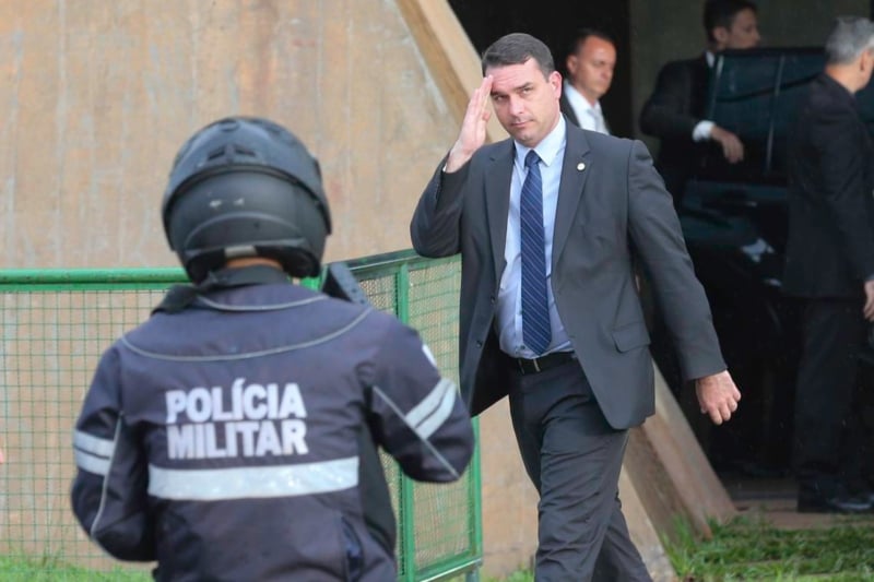 Flávio Bolsonaro [fotografo]Fabio Rodrigues Pozzebom / Agência Brasil[/fotografo]