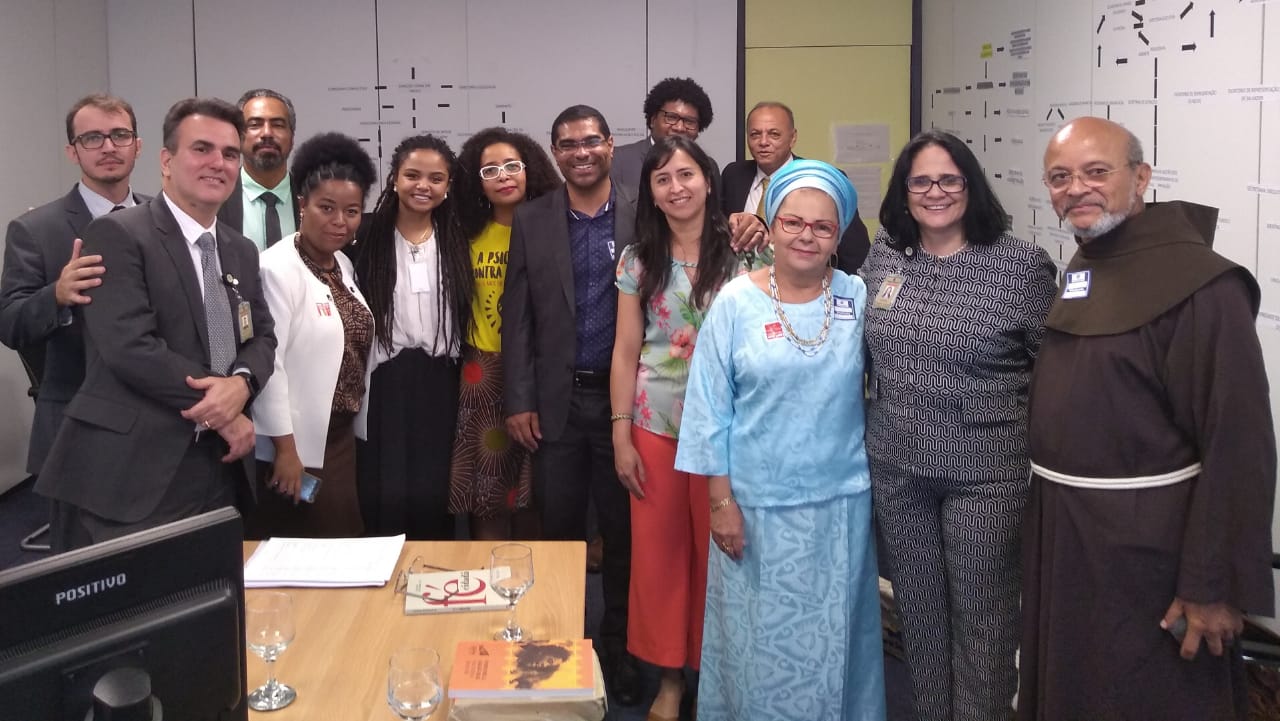 Sandra Terena e Damares Alves em reunião com lideranças do movimento negro [fotografo]Arquivo pessoal[/fotografo]