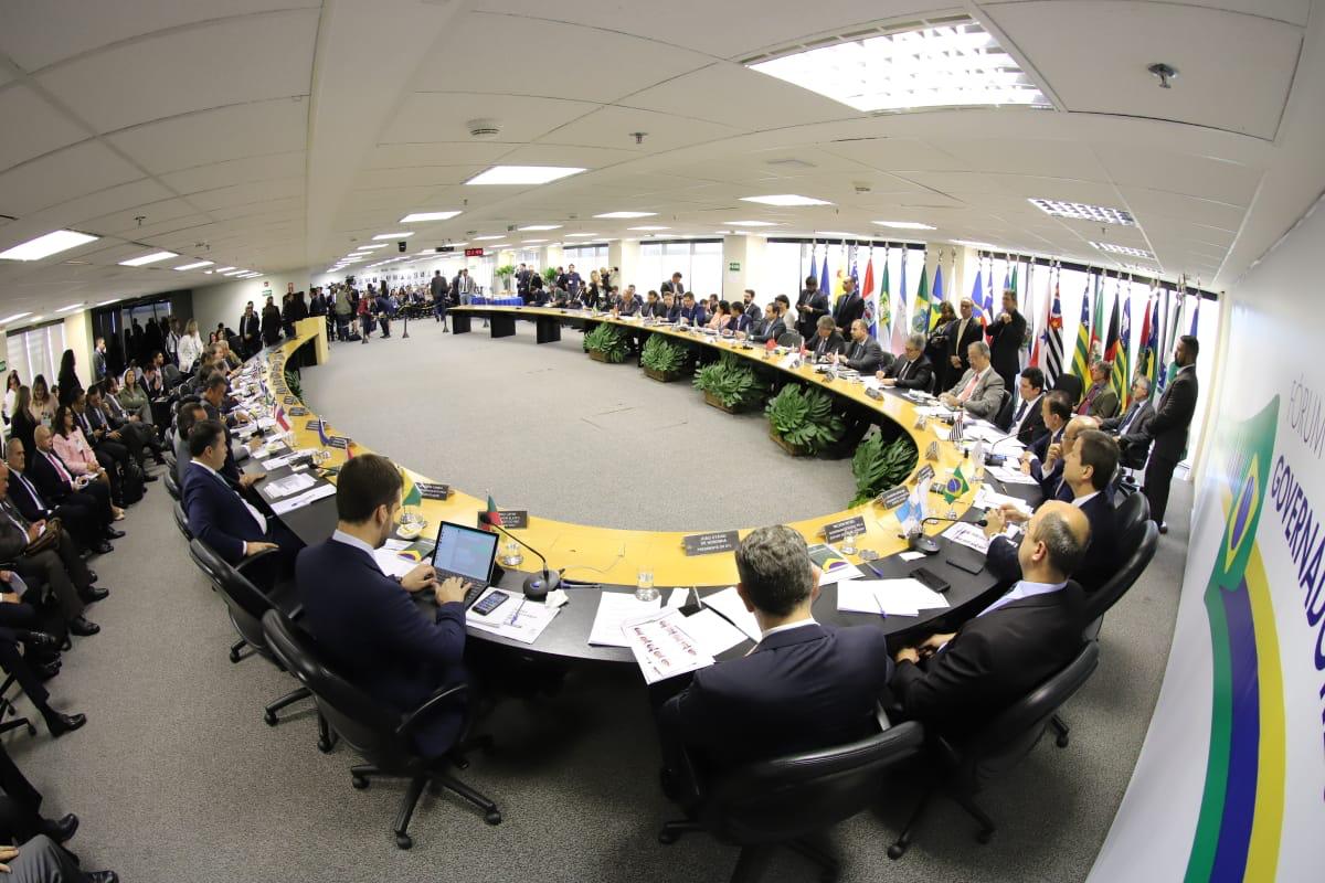 O encontro na manhã desta quarta-feira (12), em Brasília, foi articulado pelo governador eleito do Distrito Federal, Ibaneis Rocha (MDB-DF). [fotografo]Eugenio Novaes/CFOAB [/fotografo]