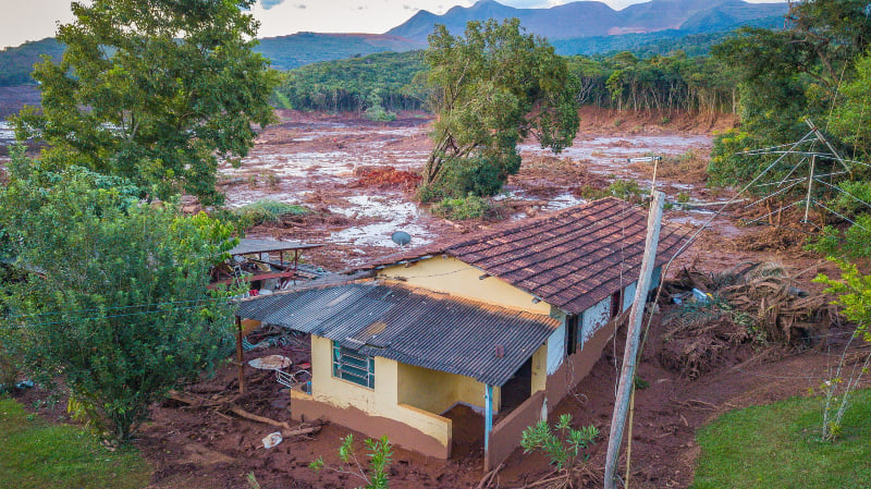 De acordo com balanço divulgado na noite dessa segunda-feira, 65 corpos foram resgatados. Mas quase 300 pessoas ainda continuam desaparecidas[fotografo]Ricardo Stuckert[/fotografo]