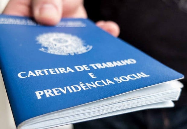 O Brasil criou 196.966 postos de trabalho com carteira assinada no mês de abril. A informação foi divulgada nesta segunda (6), pelo Caged. Foto: Reprodução