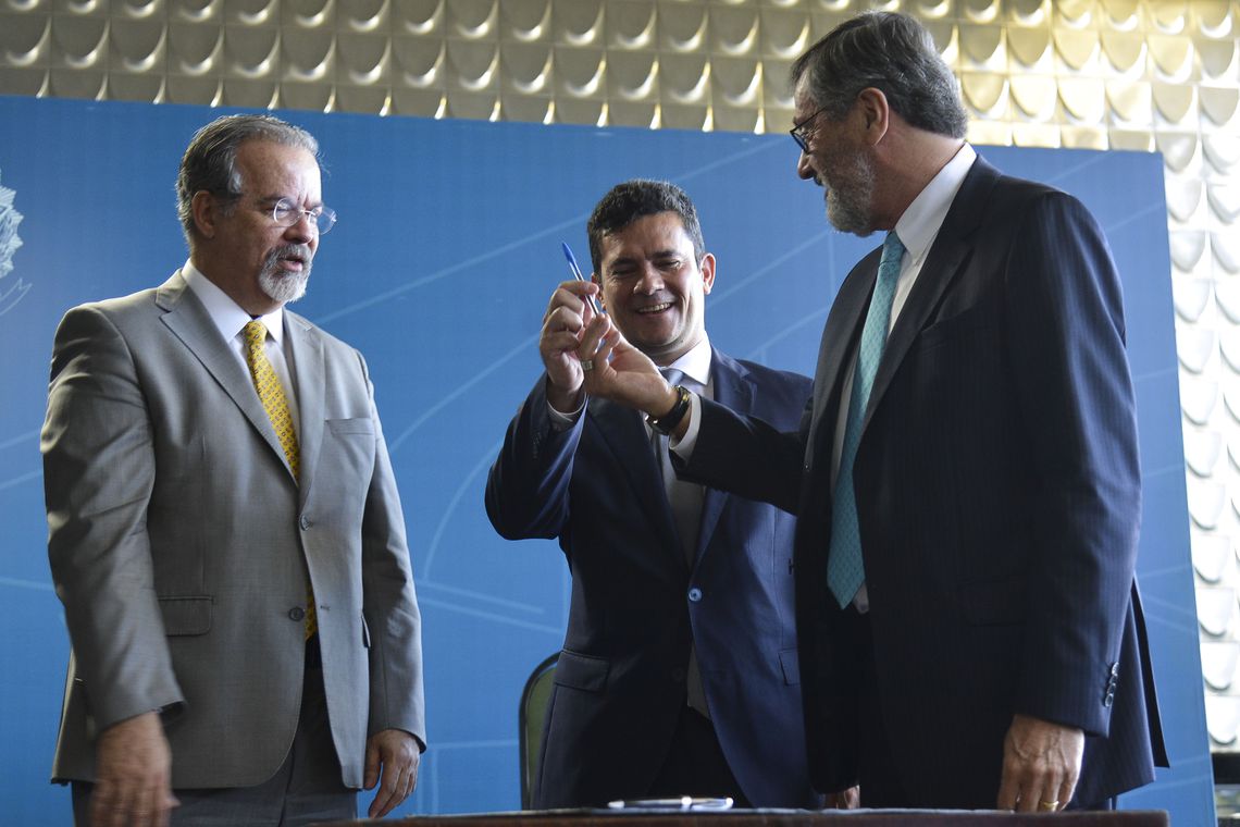 Moro recebeu o cargo de seus dois antecessores: Torquato Jardim (Justiça) e Raul Jungmann (Segurança Pública)[fotografo]Marcello Casal Jr./ABr[/fotografo]