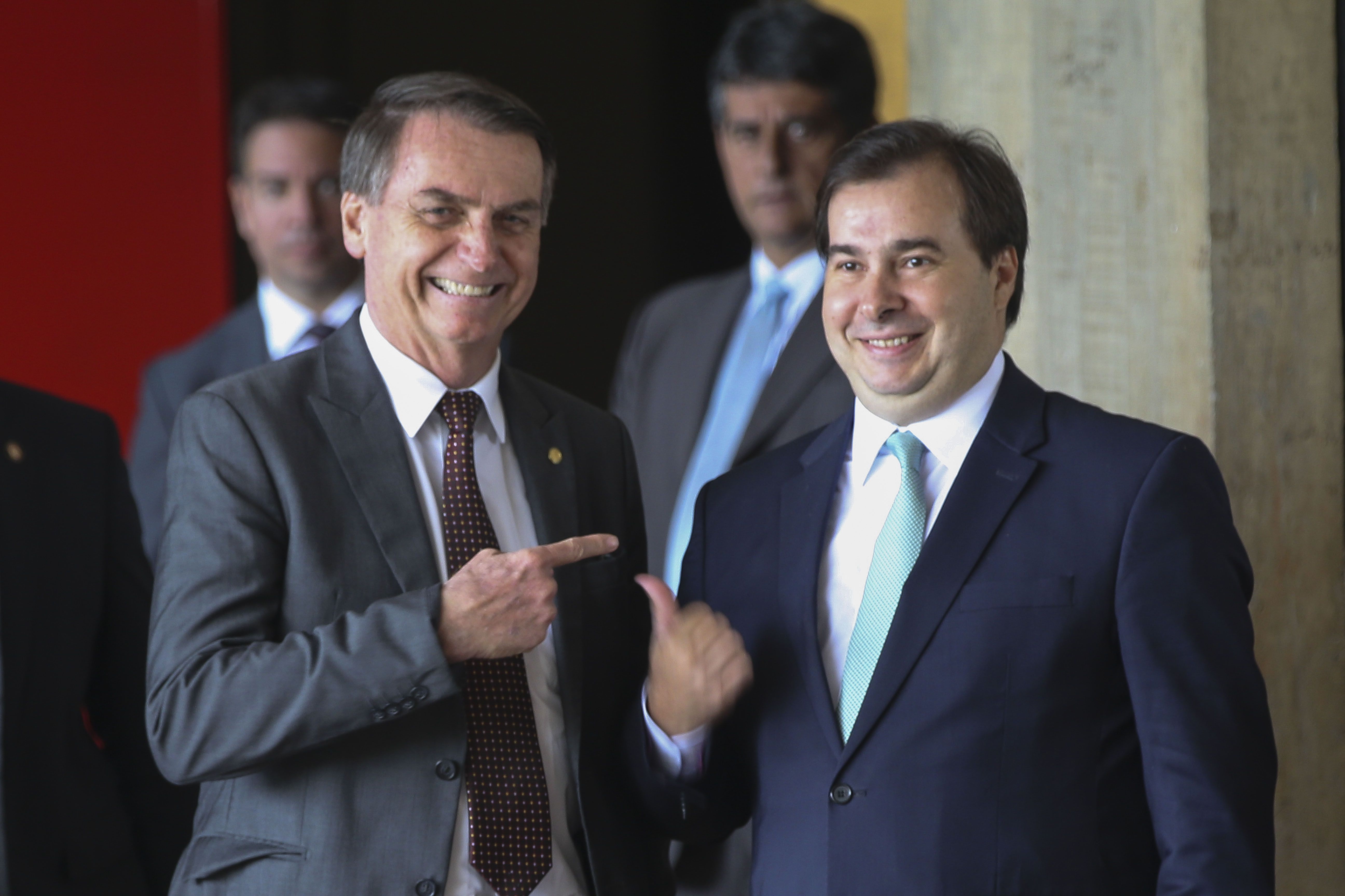 Bolsonaro e o atual presidente da Câmara, Rodrigo Maia (DEM-RJ)