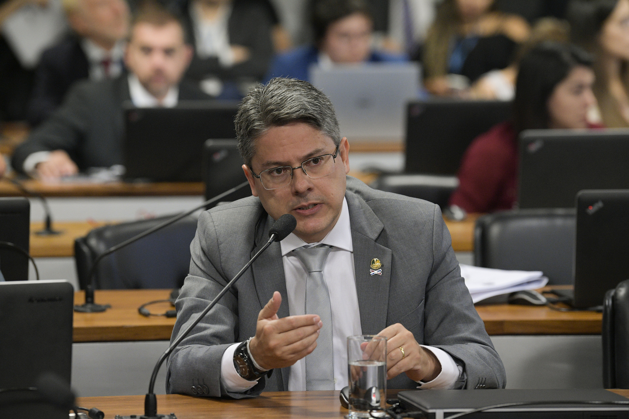 Para Alessandro Vieira (PPS-SE), decisões do Judiciário devem ser passíveis de investigação pelo Parlamento[fotografo]Pedro França / Agência Senado[/fotografo]