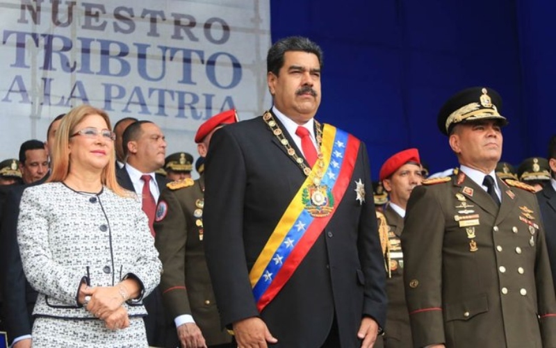 Presidente venezuelano mantém posição e diz que reagirá a eventuais aventuras militares norte-americanas em seu país[fotografo]Twitter / Nicolás Maduro[/fotografo]