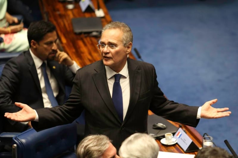 Quatro vezes presidente do Senado, Renan viu seu império ruir com a vitória do candidato governista[fotografo]Fábio Rodrigues Pozzebom / Agência Brasil
[/fotografo]