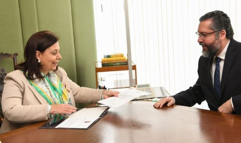 Maria Teresa e Ernesto Araújo já haviam se encontrado na embaixada brasileira em Washington, na semana passada[fotografo]Reprodução / Twitter[/fotografo]