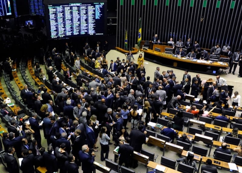 Sessão em que a Câmara derrotou o governo derrubando o decreto que restringia a divulgação de documentos públicos[fotografo]Luis Macedo / Câmara dos Deputados[/fotografo]