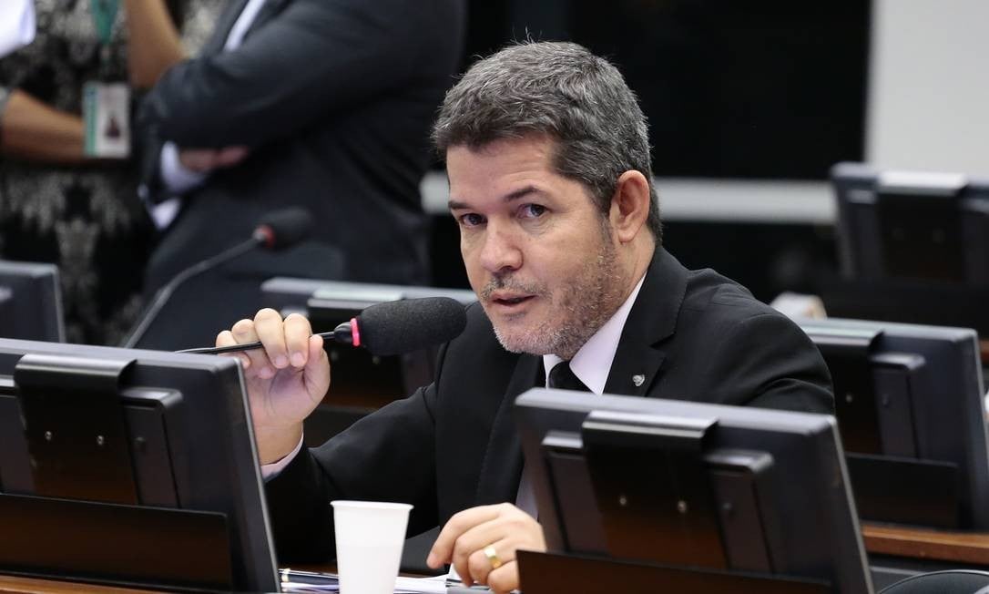 Delegado Waldir disse que mudança na liderança vai se dar no tempo certo, na eleição em fevereiro [fotografo]Agência Câmara[/fotografo]