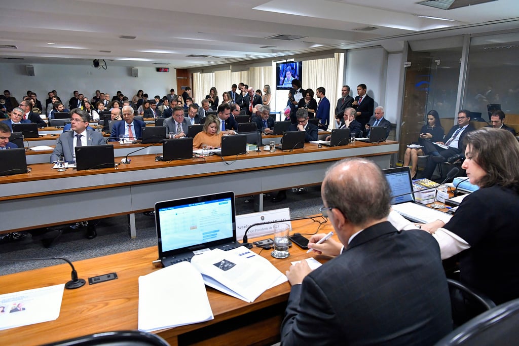 Maioria dos senadores da CCJ votou pelo arquivamento da CPI da Lava Toga [fotografo]Geraldo Magela / Agência Senado[/fotografo]