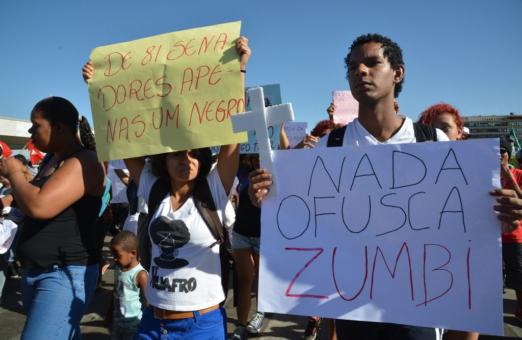 Convocada pela campanha: Reaja ou será morto, acontece a 2ª Marcha Internacional Contra o Genocídio do Povo Negro. O movimento luta pelo fim do genocídio da população negra e contra o racismo. (José Cruz/Agência Brasil)