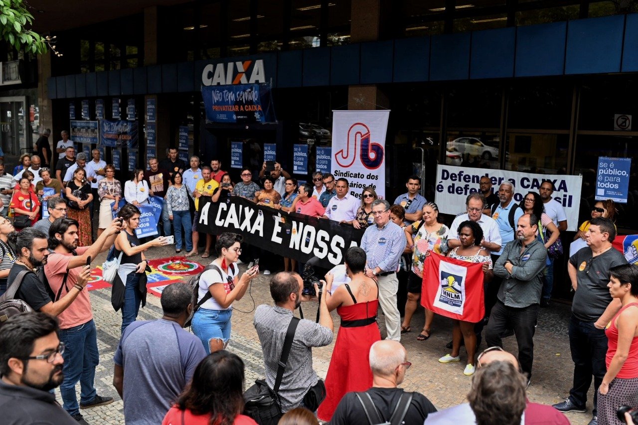 Manifestação recente em Belo Horizonte contra a privatização da Caixa[fotografo]Nereu Jr.[/fotografo]