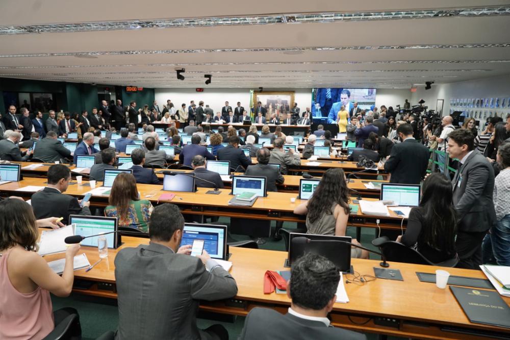 Comissão especial da reforma da Previdência discute mudanças no relatório final. Foto: Câmara dos Deputados