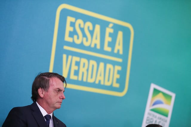 Bolsonaro só perde para Fernando Collor, disparado o presidente que mais editou decretos. Marcos Corrêa/PR[/fotografo]