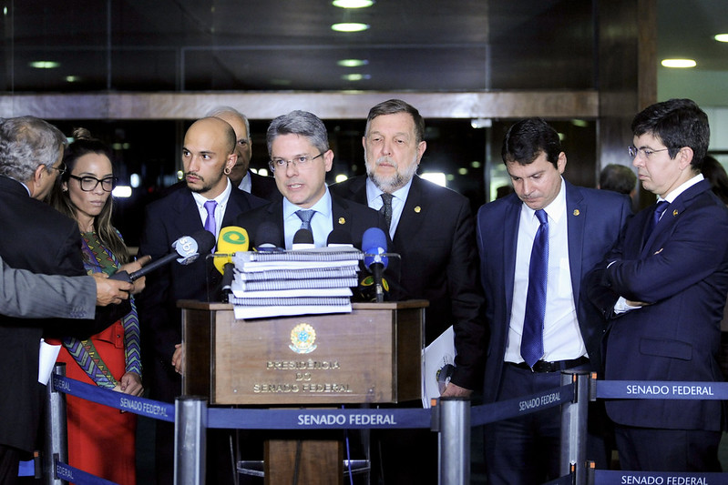 Senador Alessandro Vieira (PPS-SE) concede entrevista. Foto: Roque de Sá/Agência Senado