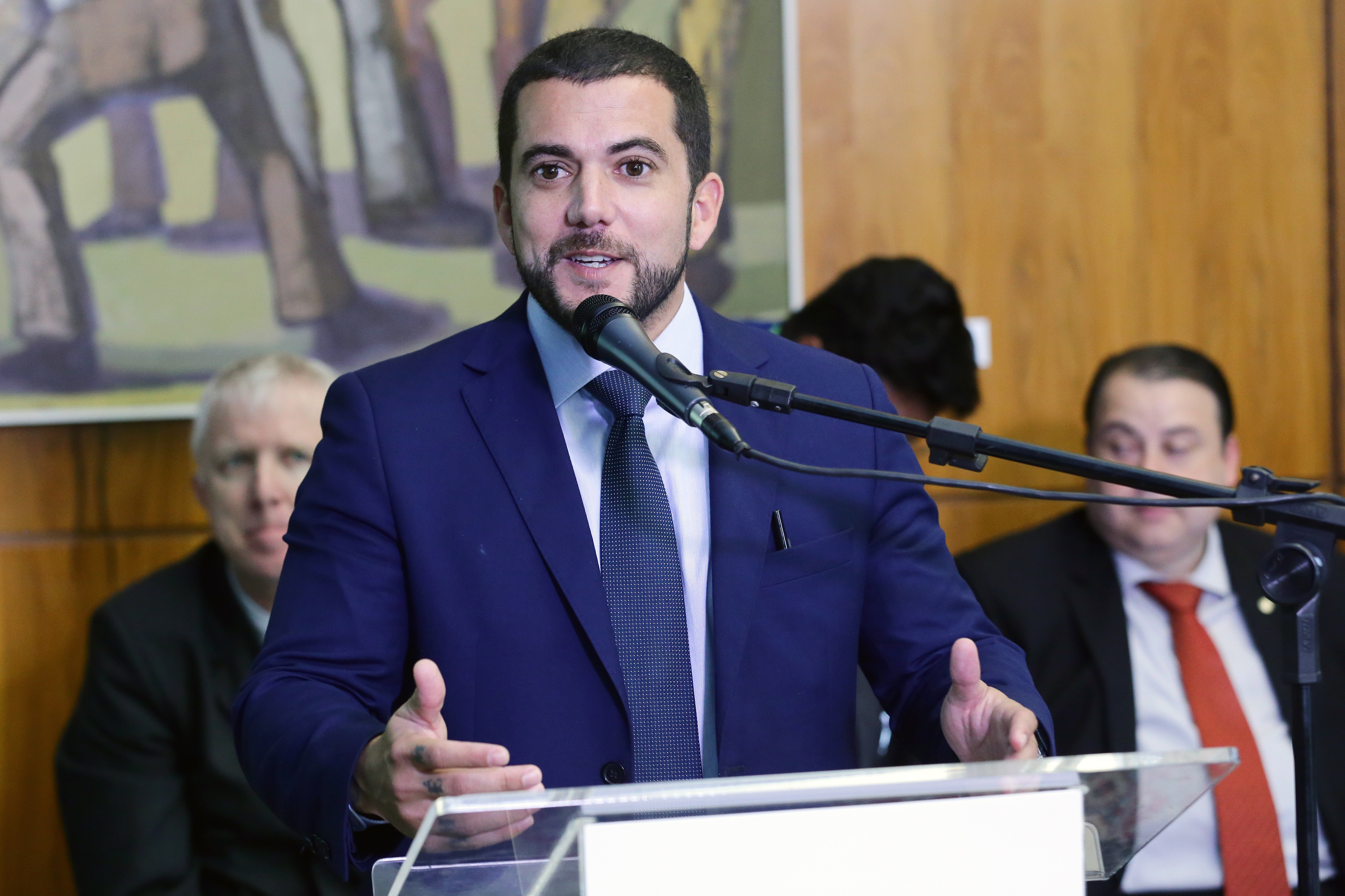 Carlos Jordy é o líder da oposição na Câmara e emprega o assessor envolvido no caso [fotografo]Michel Jesus/Câmara[/fotografo]