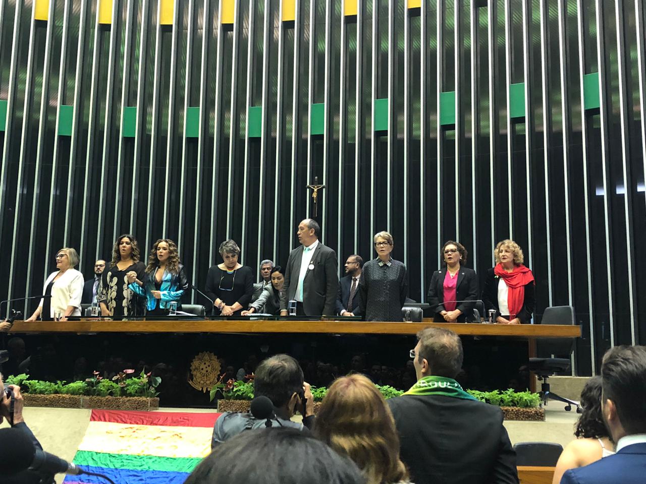 Sessão homenageou lideranças e entidades que atuam na defesa dos direitos LGBTs[fotografo]Congresso em Foco[/fotografo]